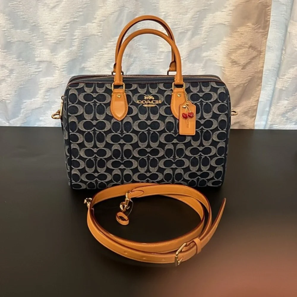 Rowan Large Satchel Bag In Signature Canvas - Picture 2 of 6